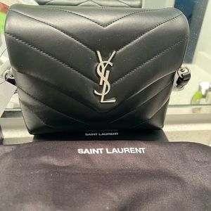 Crossbody YSL Lou Lou beautiful brand new